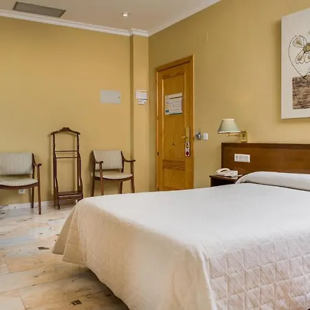 Hotel La Torre 2*